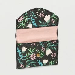 Estella Bartlett New In Envelope Card Holder