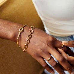 Estella Bartlett Jewellery Oval Link T-Bar Chain Bracelet