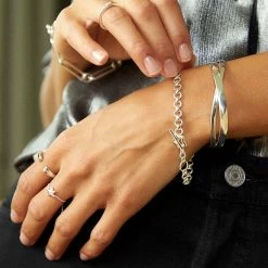 Estella Bartlett Chunky T-Bar Link Bracelet With Star Charm Jewellery