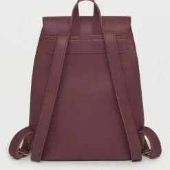 Estella Bartlett New In The Copperfield